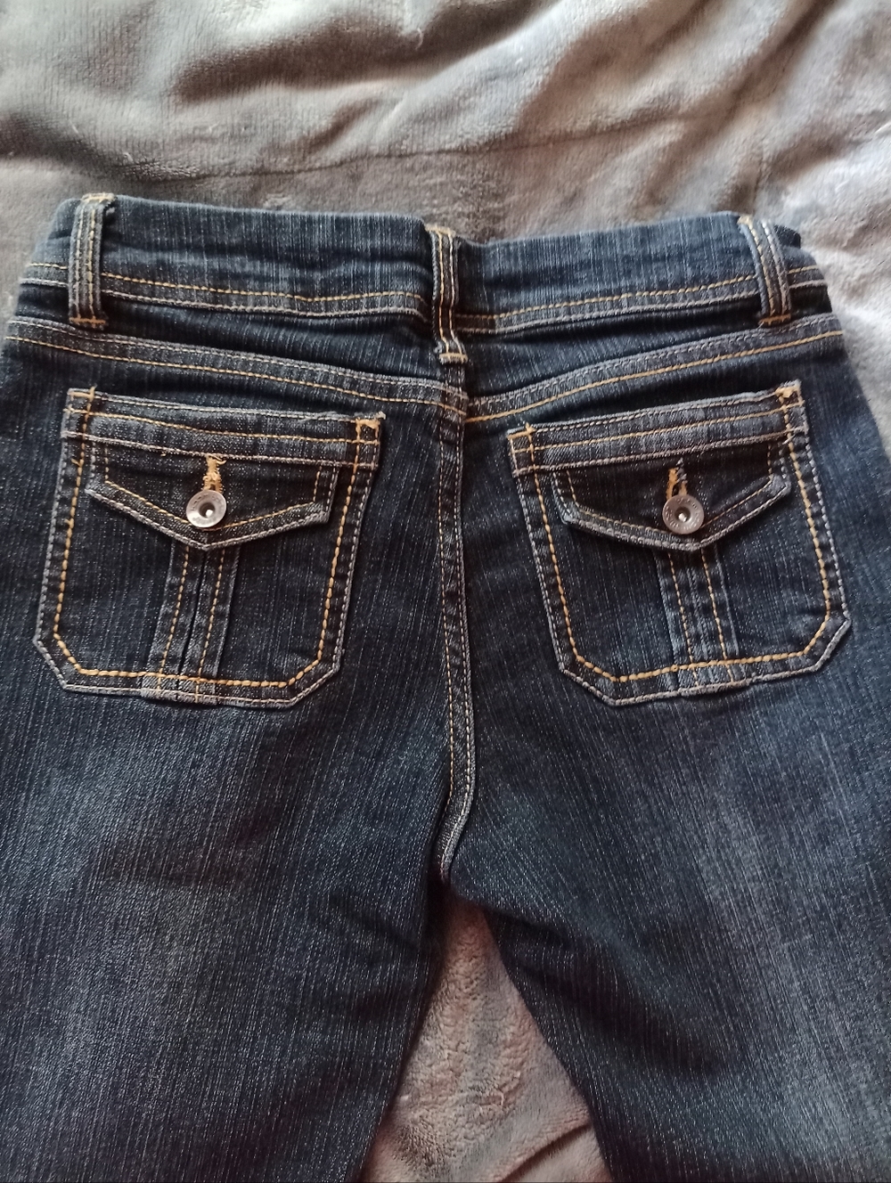 Like New - Dark Wash 5 Pocket Low Rise Stretch Denim Jeans Sz 5